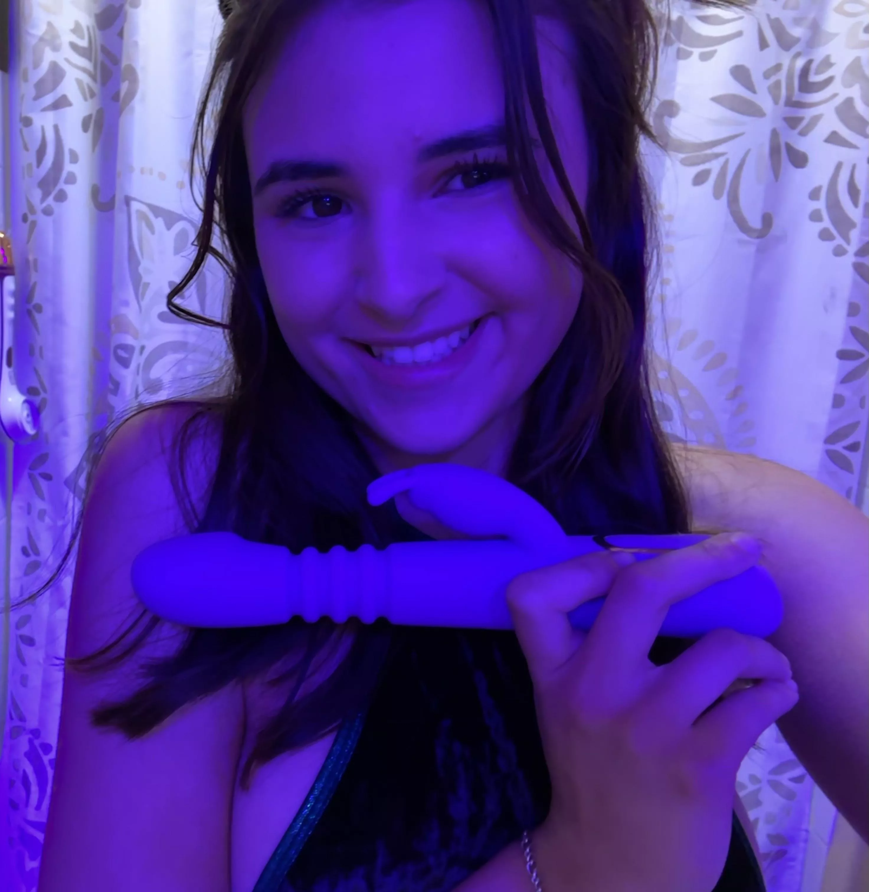 Hottest 19 year old on OF