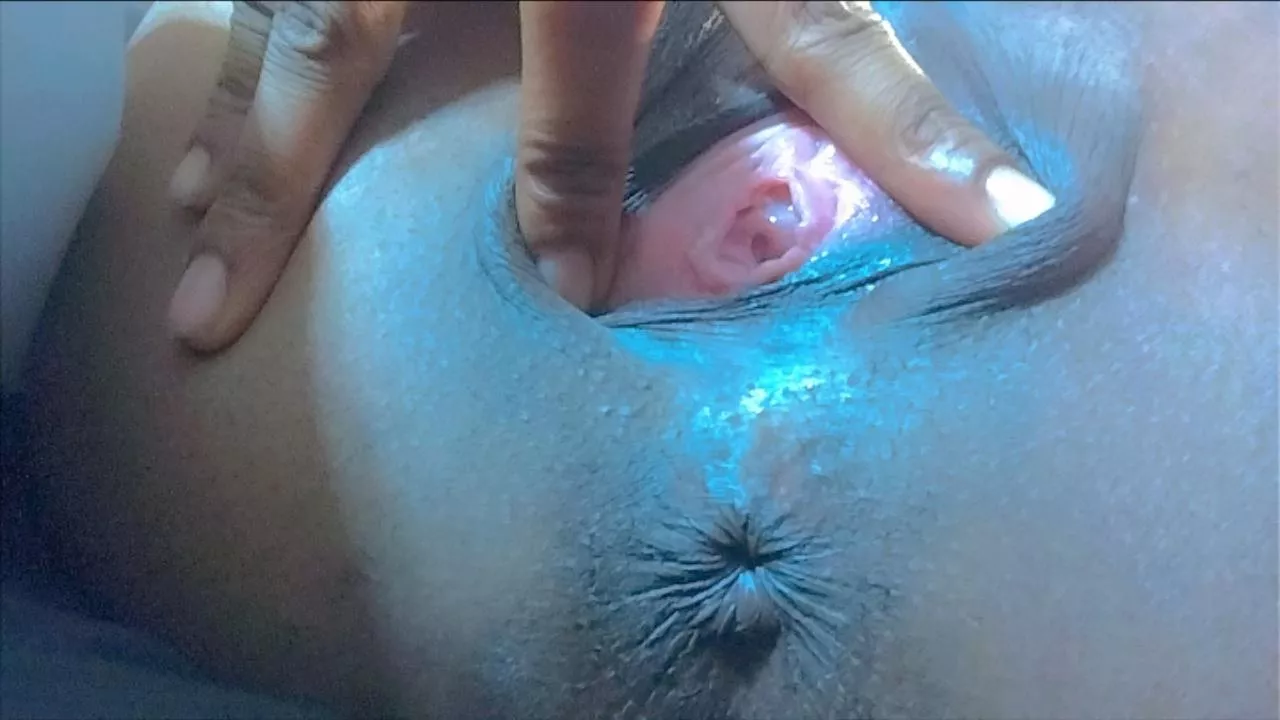 How can you resist 😏💦🍆