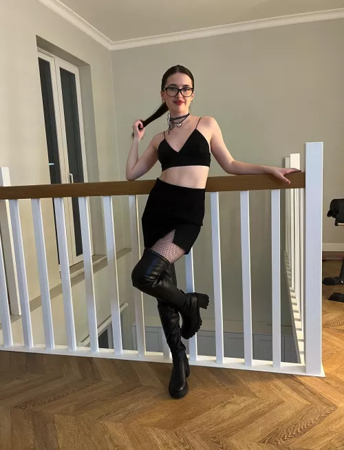 I look like a cocky student