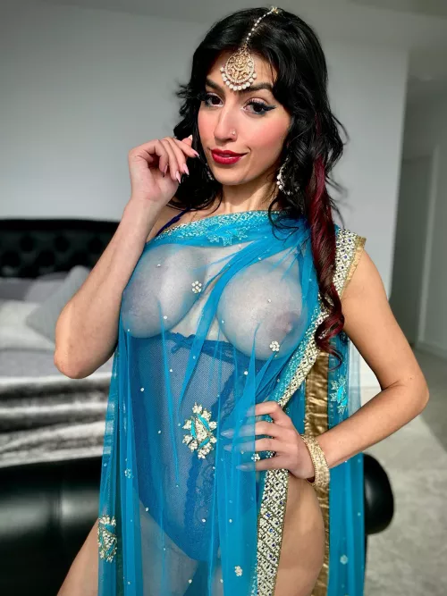 I love being your naughty Pakistani bhabi [F]