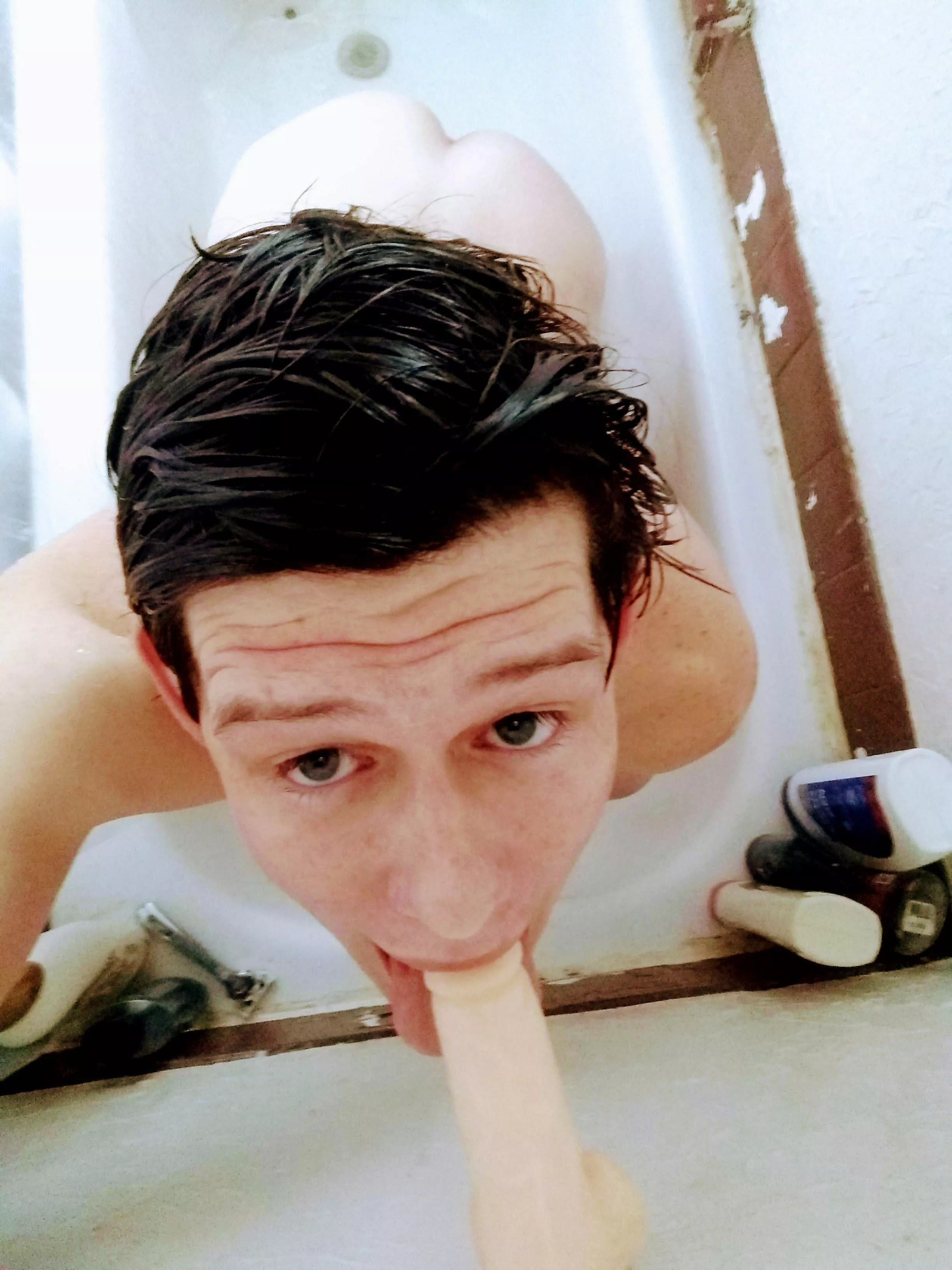 I'll beg for your load 🤤 DMs open 