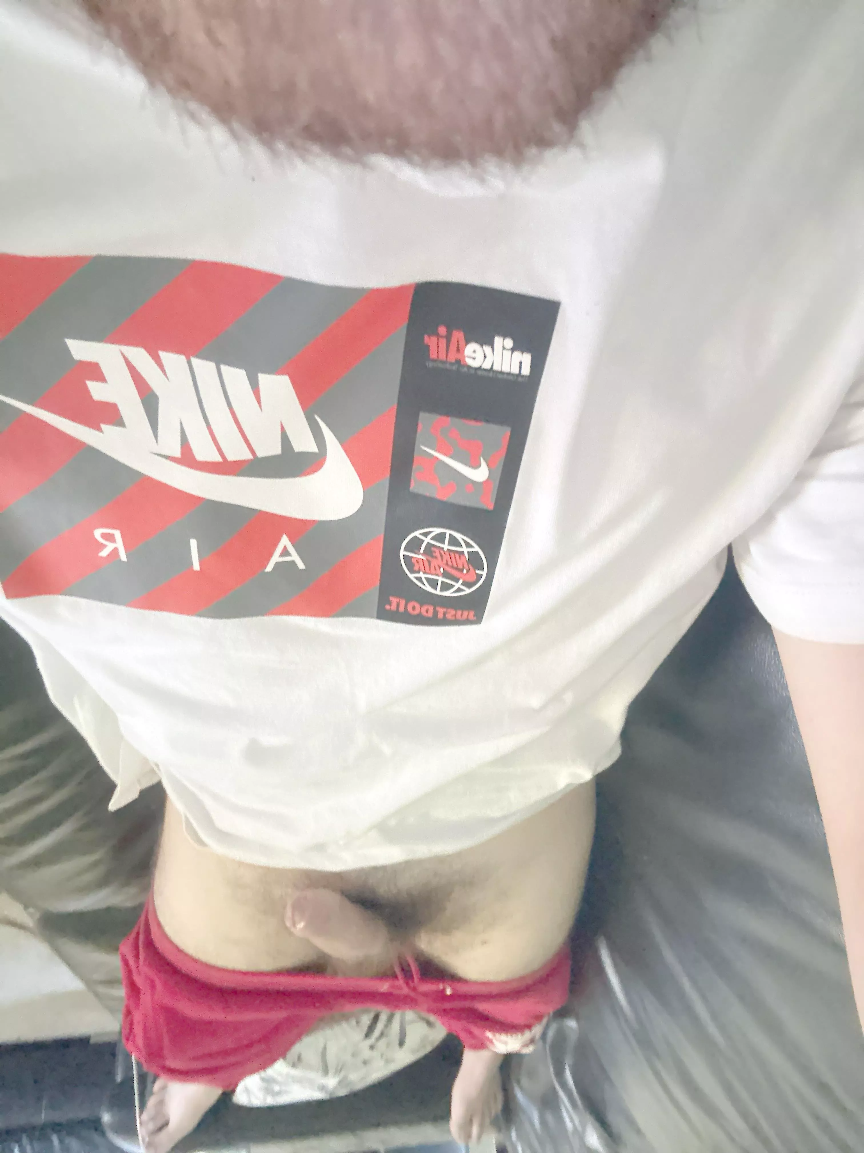 M19 msg me for my snap I love showing off wanting to find a trans maybe 