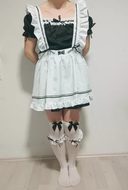 My first maid dress, what do you think?  