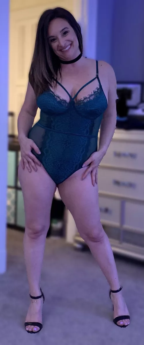 Naughty Milf Slut 45F