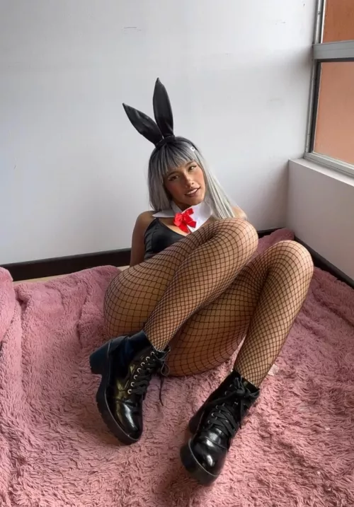 reply to this if you would make content with me!