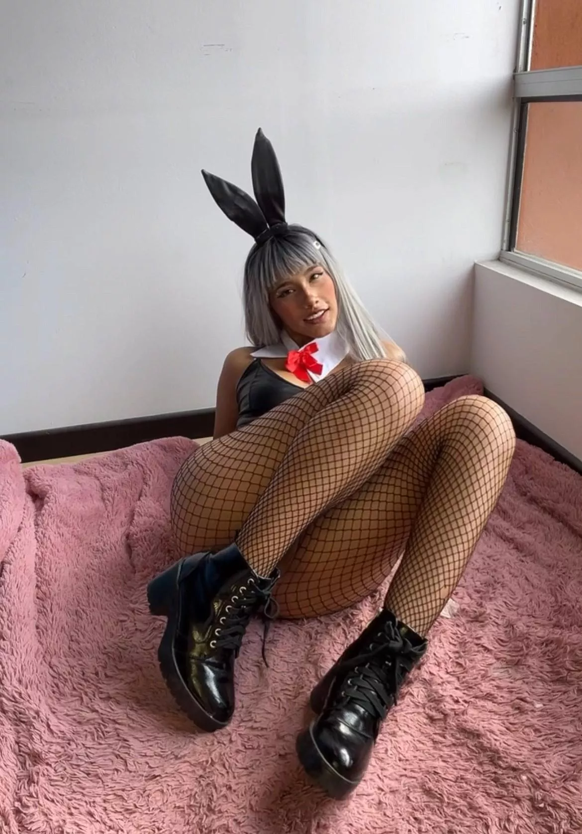 reply to this if you would make content with me!