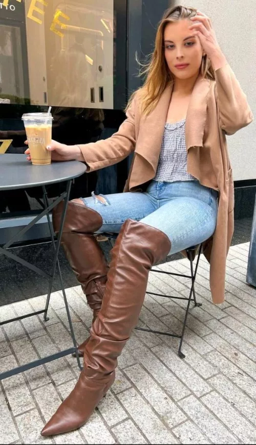 Sexy in leather boots 