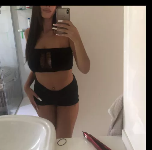 The preferred top for easy access and groping action