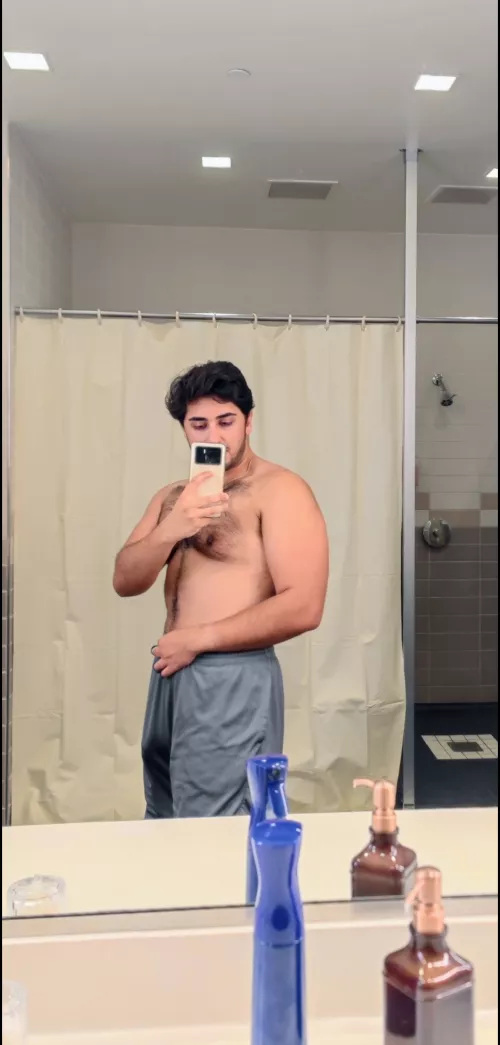 To the 5ppl that like this, I'm single btw 🙃