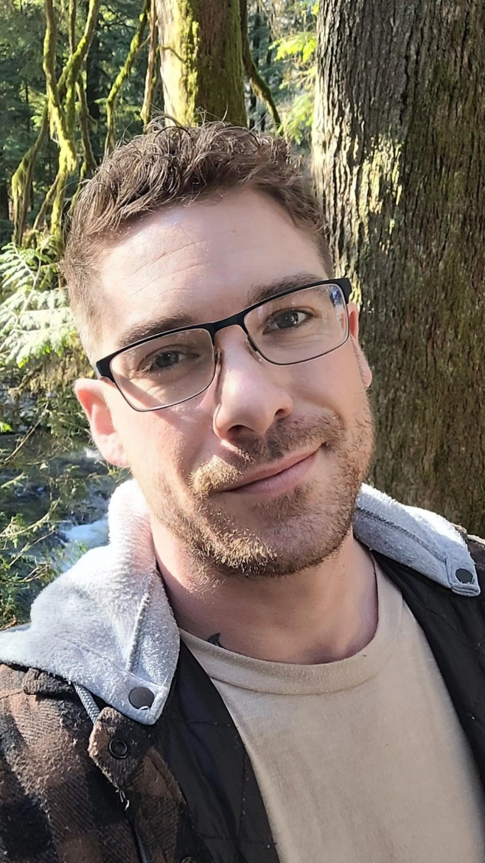 Went out for a hike and some sun today :)