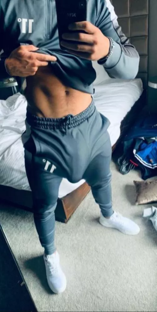 Would u recognize me on the street