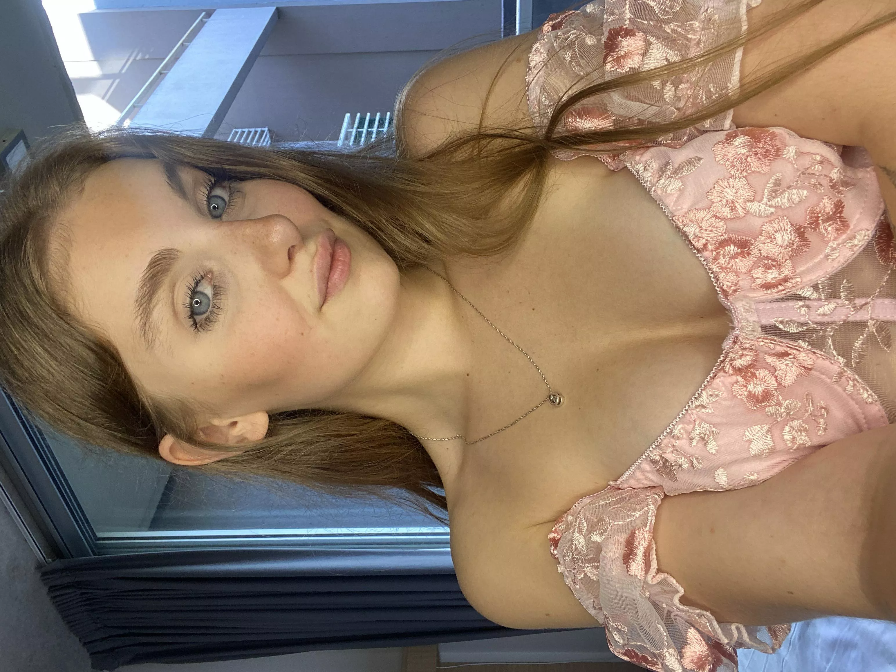  Would you pound my ass from behind? 