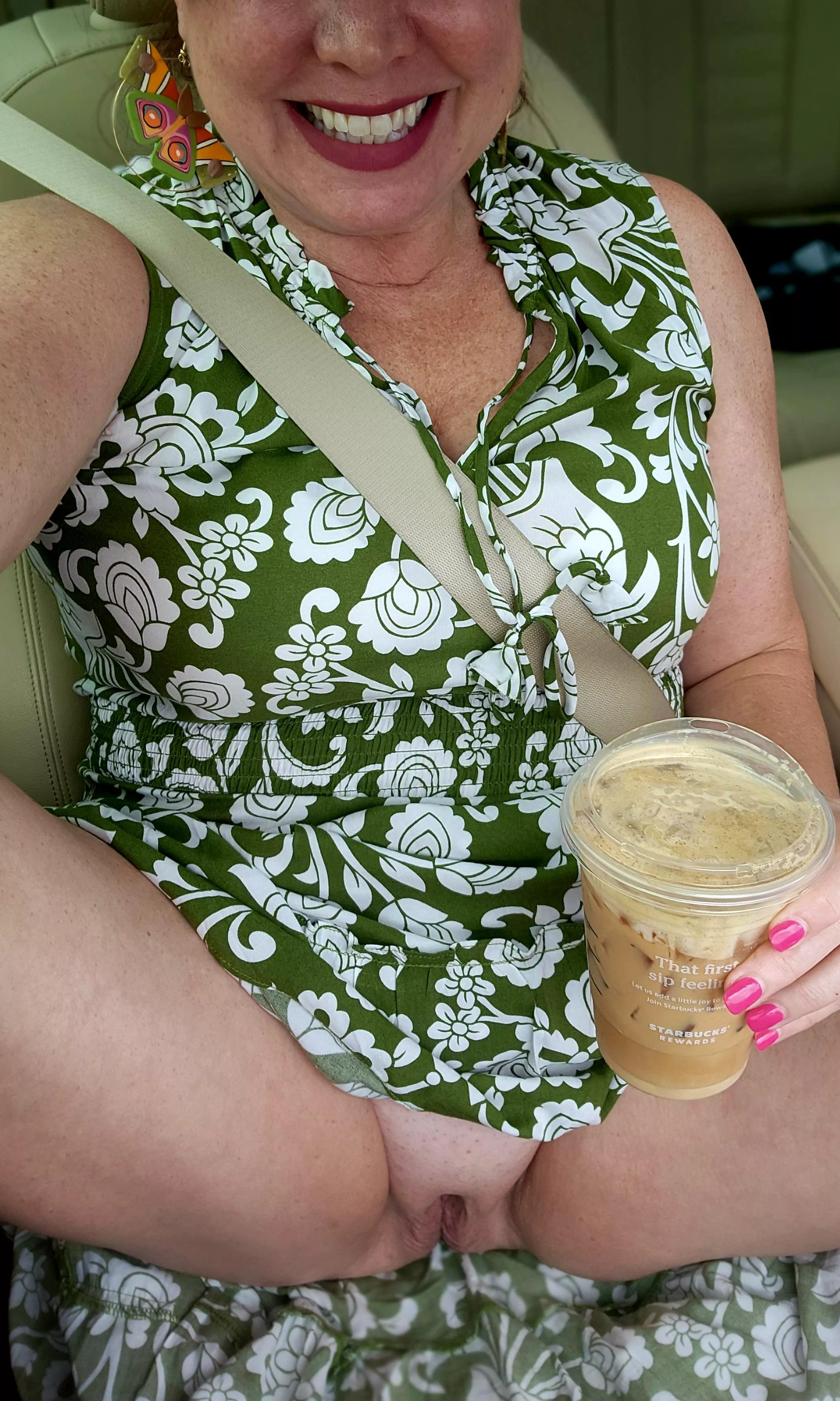 You're lucky! One more coffee post from the redhead next door☘️