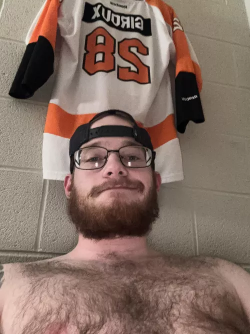 20 PA Any bearded hairy country studs out there?