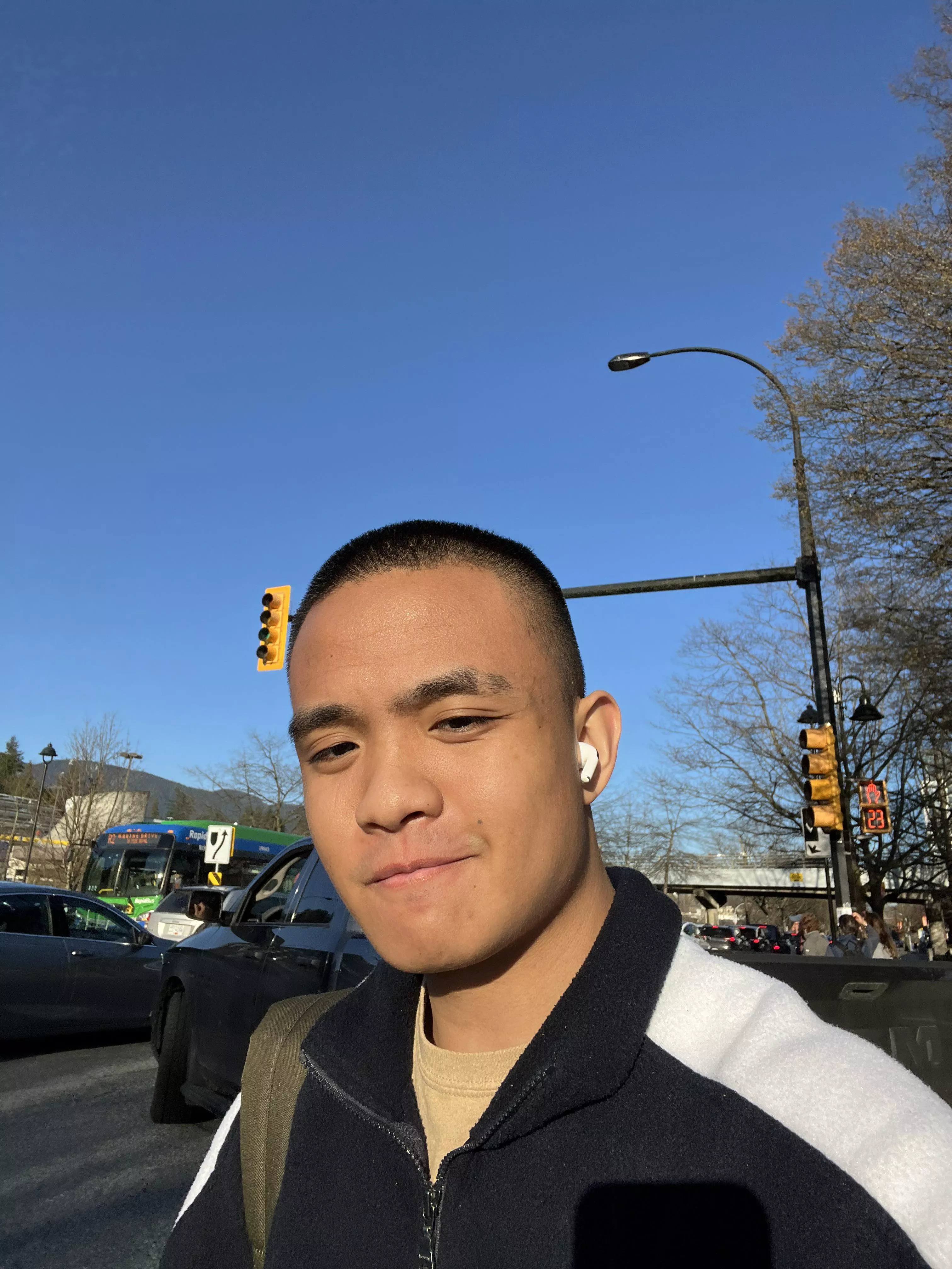 Buzzed and notched! ☀️