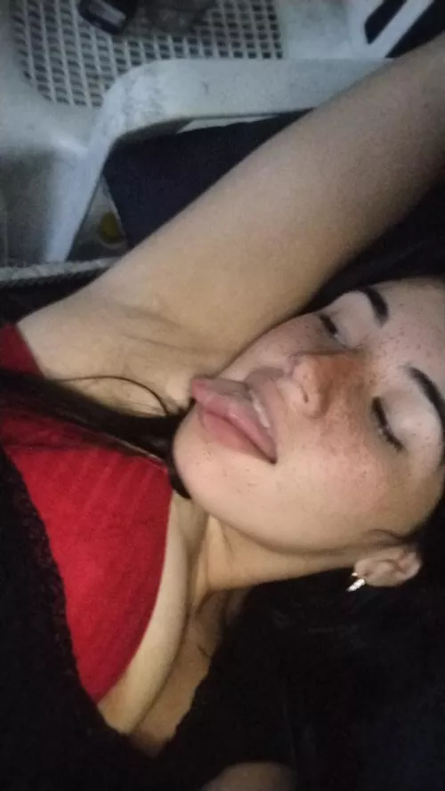 I love licking my armpits sssh