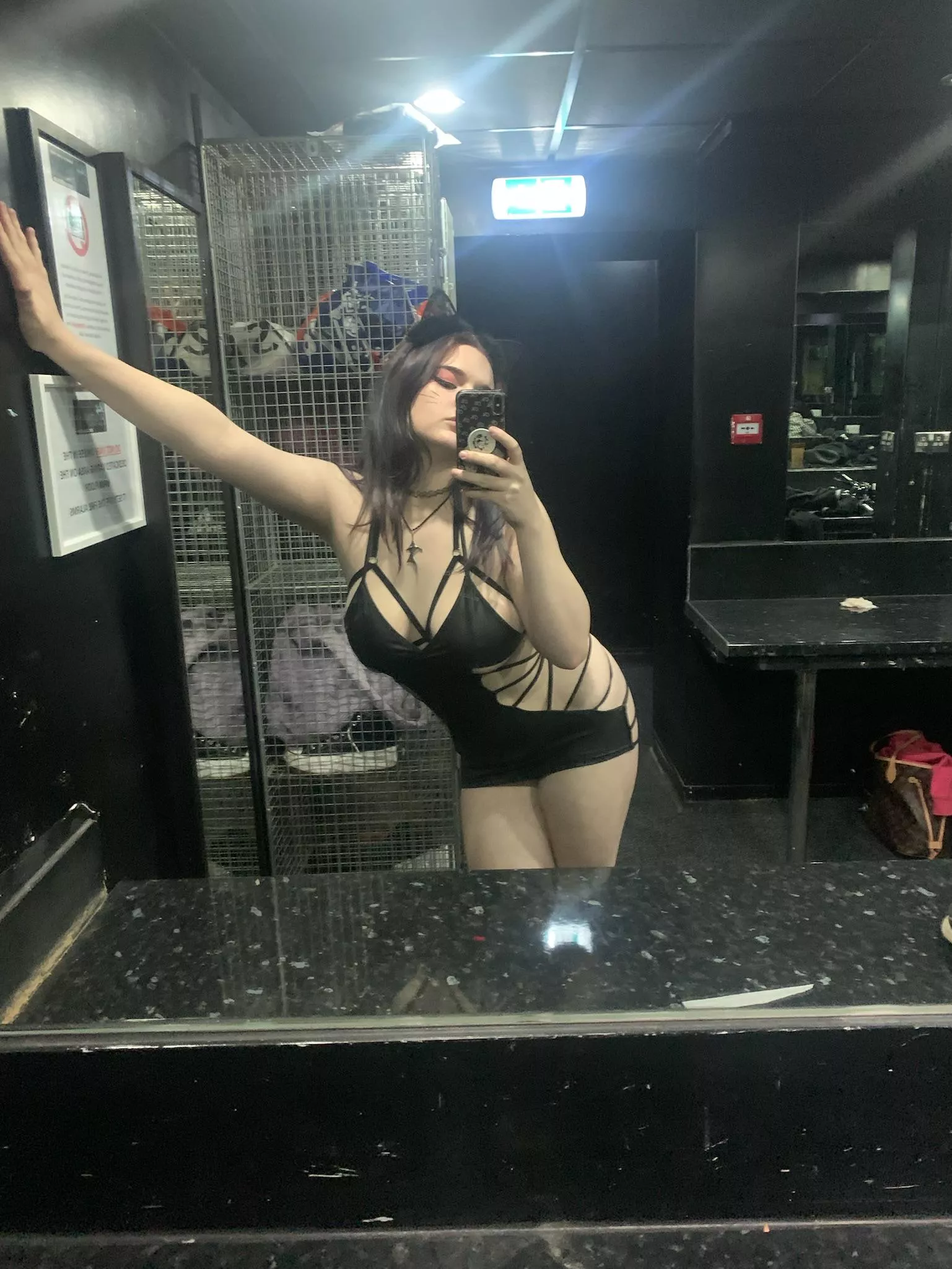 I love wearing my cat ears at the club 😻