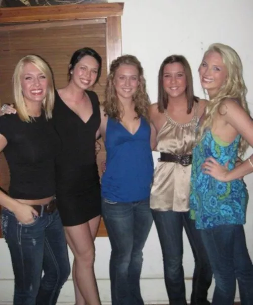 Line up these college freshman volleyball girls in the order they’d finish in a blowjob race [5]