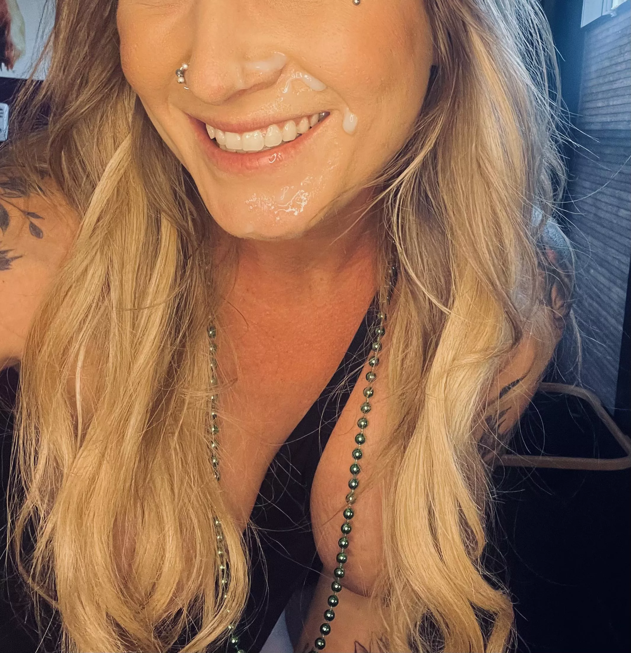 Love cum shots would you cum in my mouth 👄