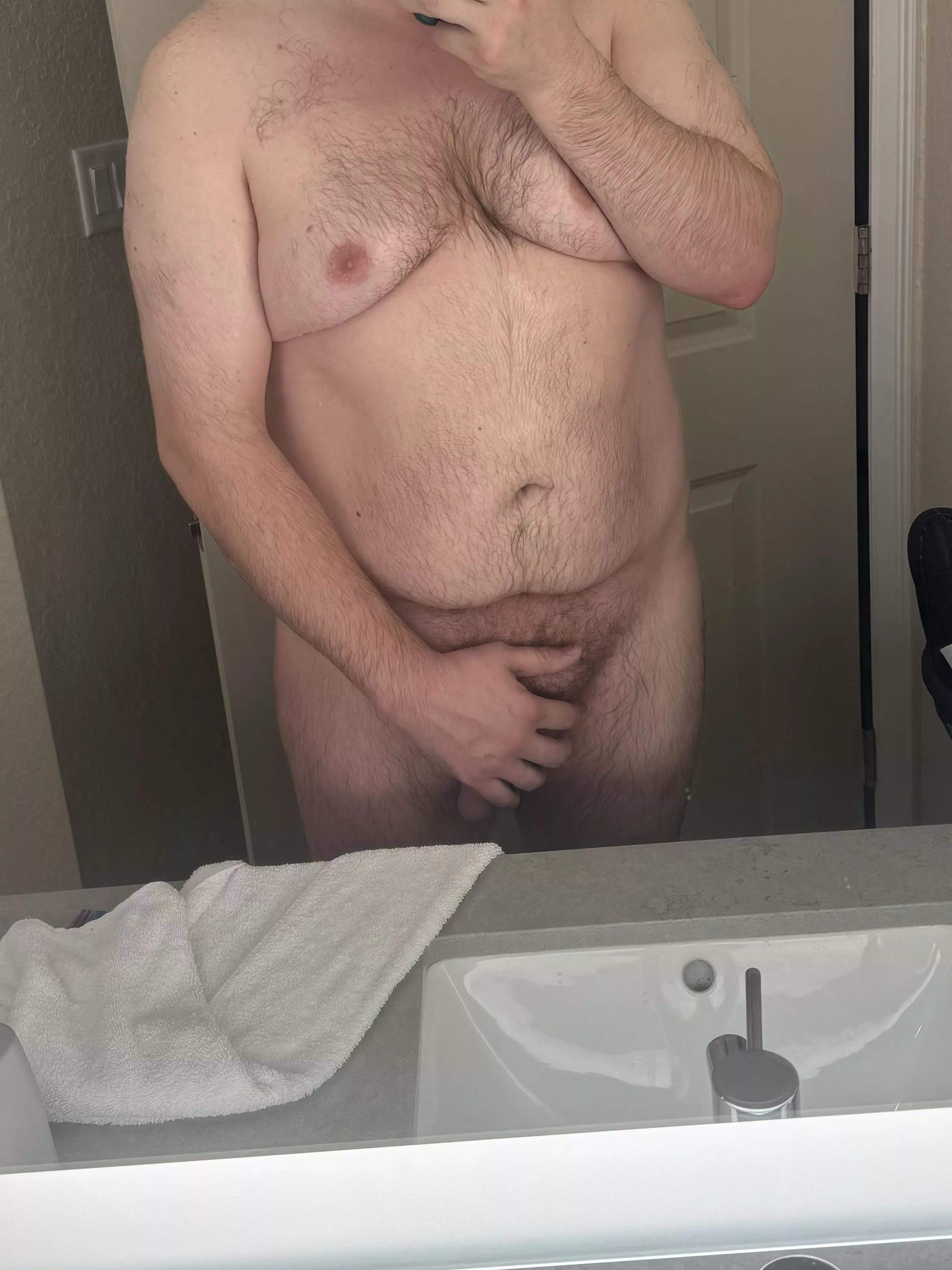 Ran out of body towels, should I call room service? Or will you bring me one?