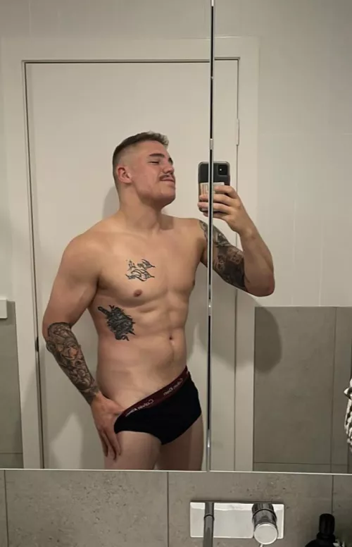 Sex in front of a mirror is the best kind [m] [31]