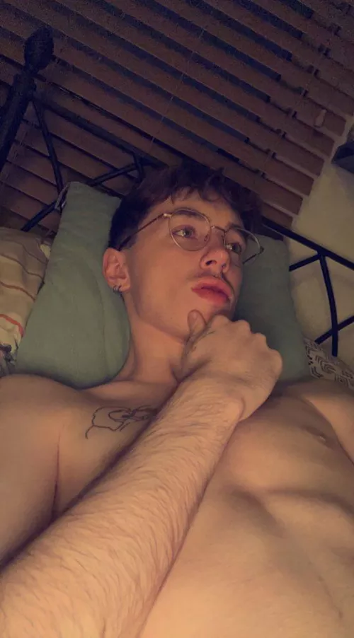 Should probably wear my glasses more often 😅🥸 (24m UK)