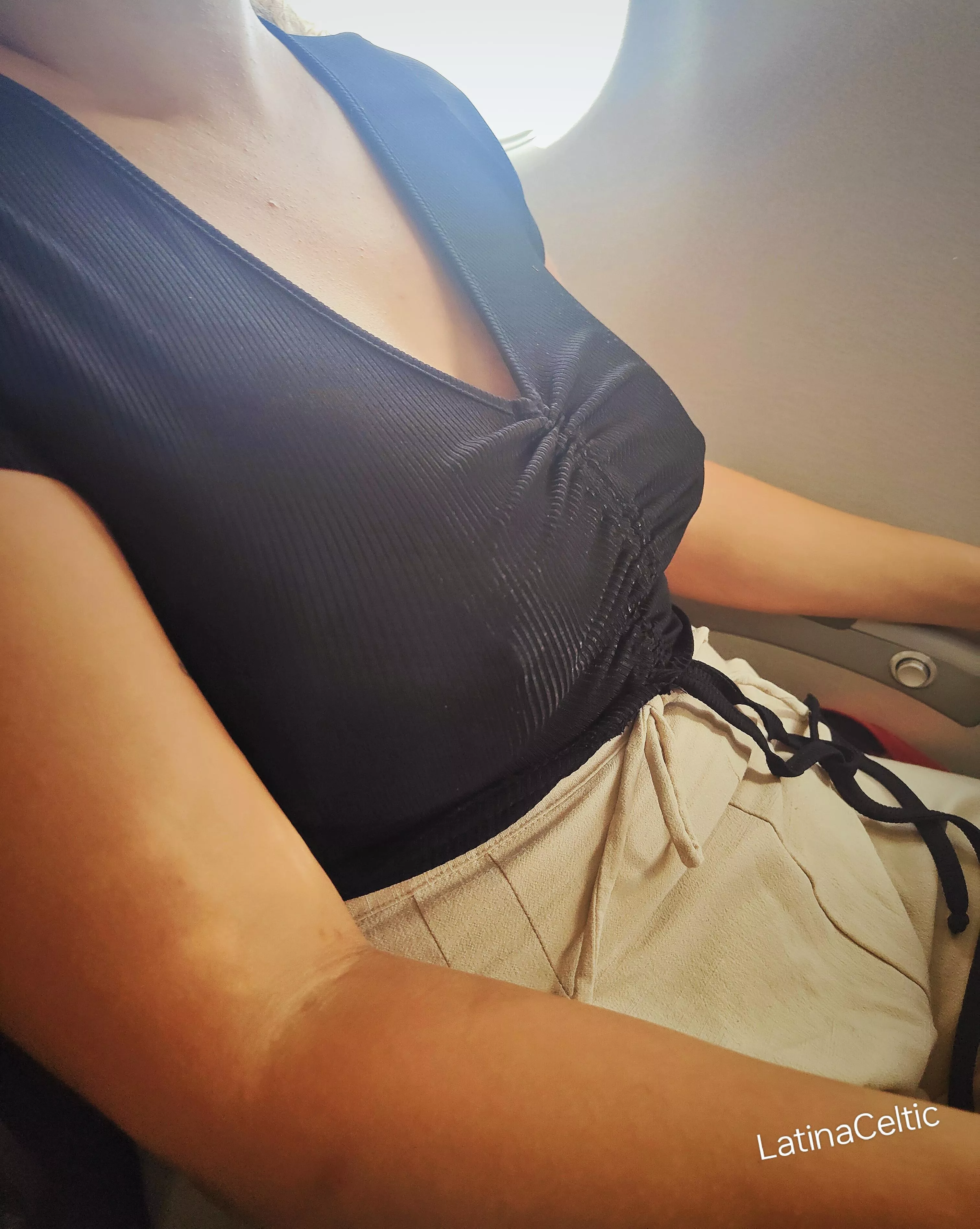 So jiggly during turbulence! ✈️