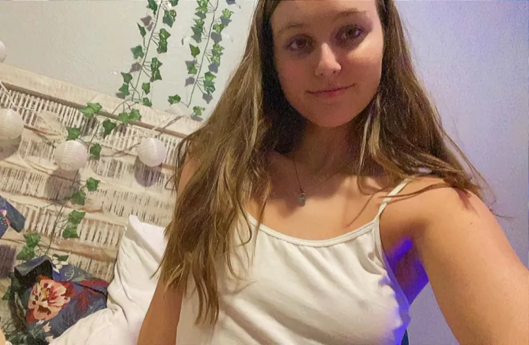 Would you like to ask me out on a date? 