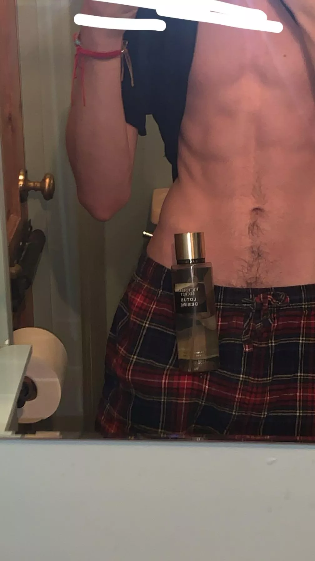 21 looking for jerk bros. Hmu with a body pic. Sc: tvm191