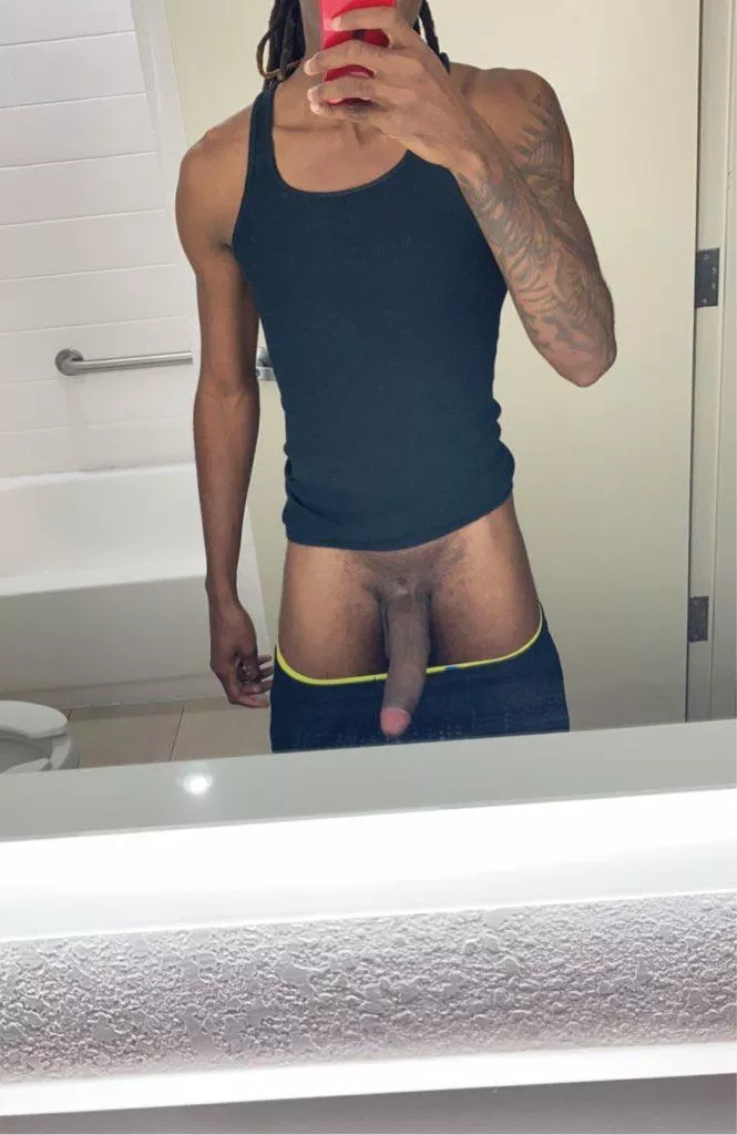 22 [M4F/M4FM] SEBRING FLORIDA - Experienced single bull seeking new playmates respectful to all parties involved 😏