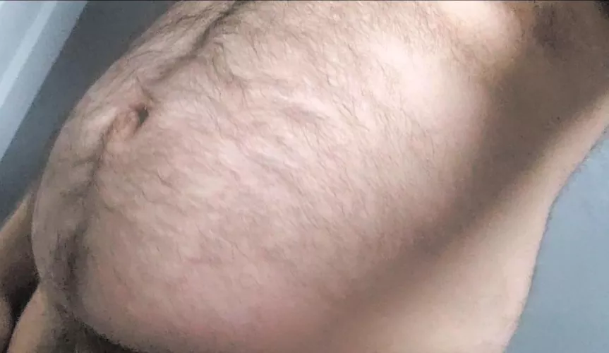 23m. Back with another belly pic. Should I post more? 