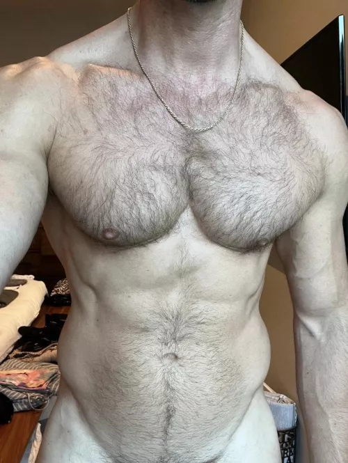 34 alpha daddy looking for a slutty boy with abs to serve me well