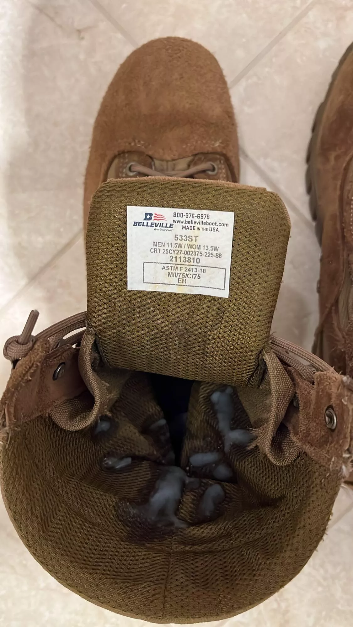 [38] Deployed troops