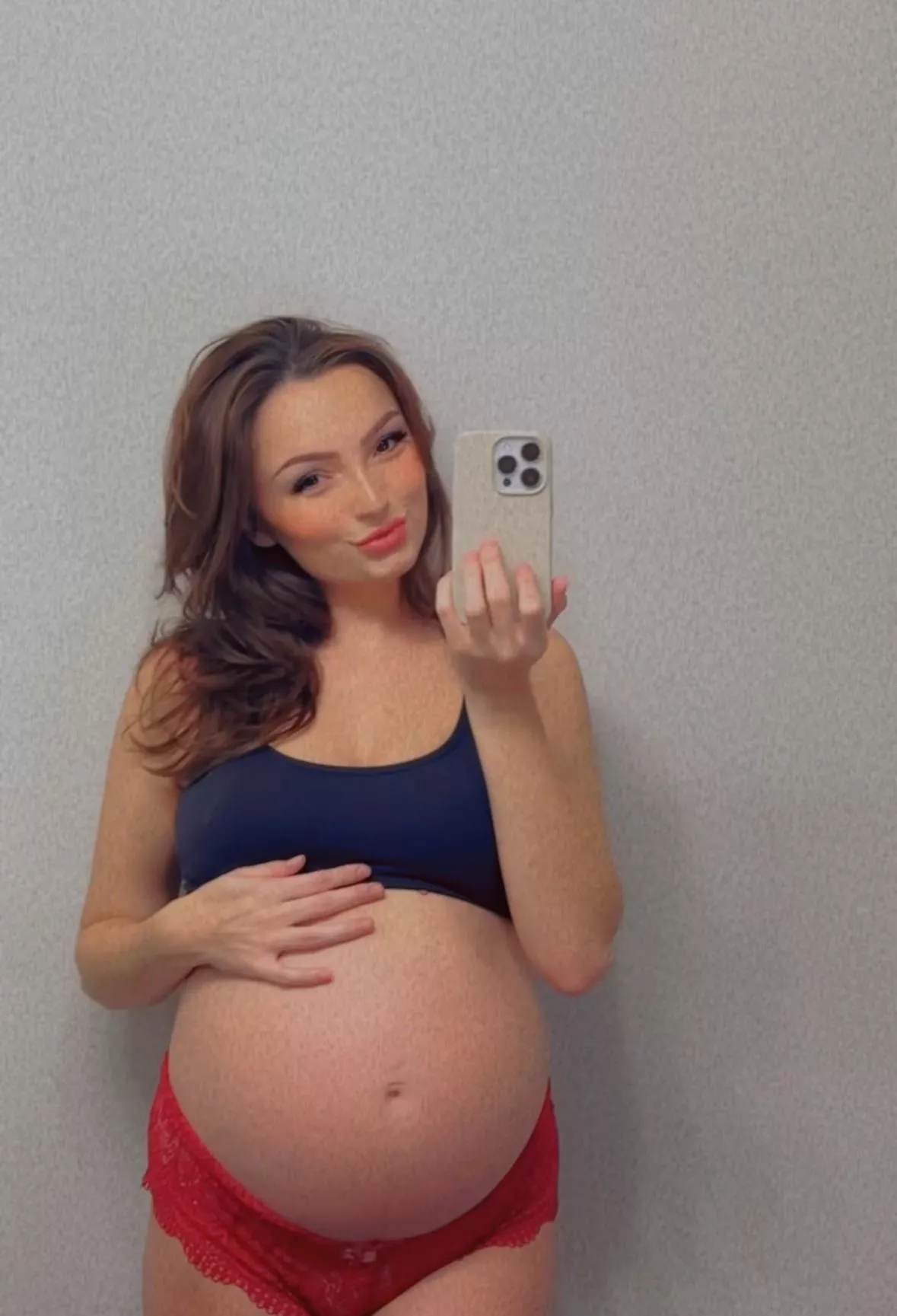 8 months pregnant, would you still fuck me?