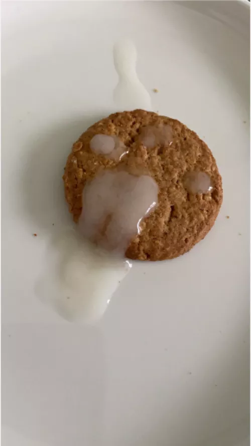 Any Cumsluts wants this 🍪