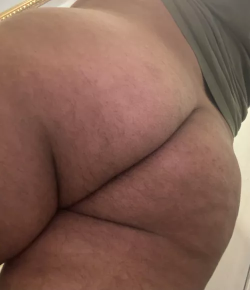 anybody else up? 25 M