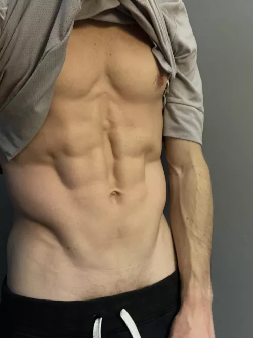 Anyone else feeling lazy and lusty? 😏