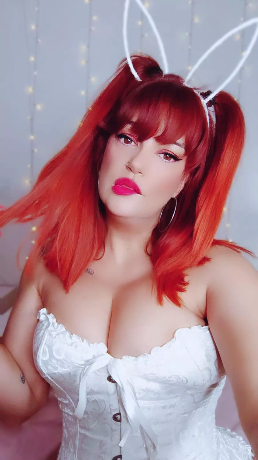 Bad bunny redhead pray for cum everyday..😈🐰