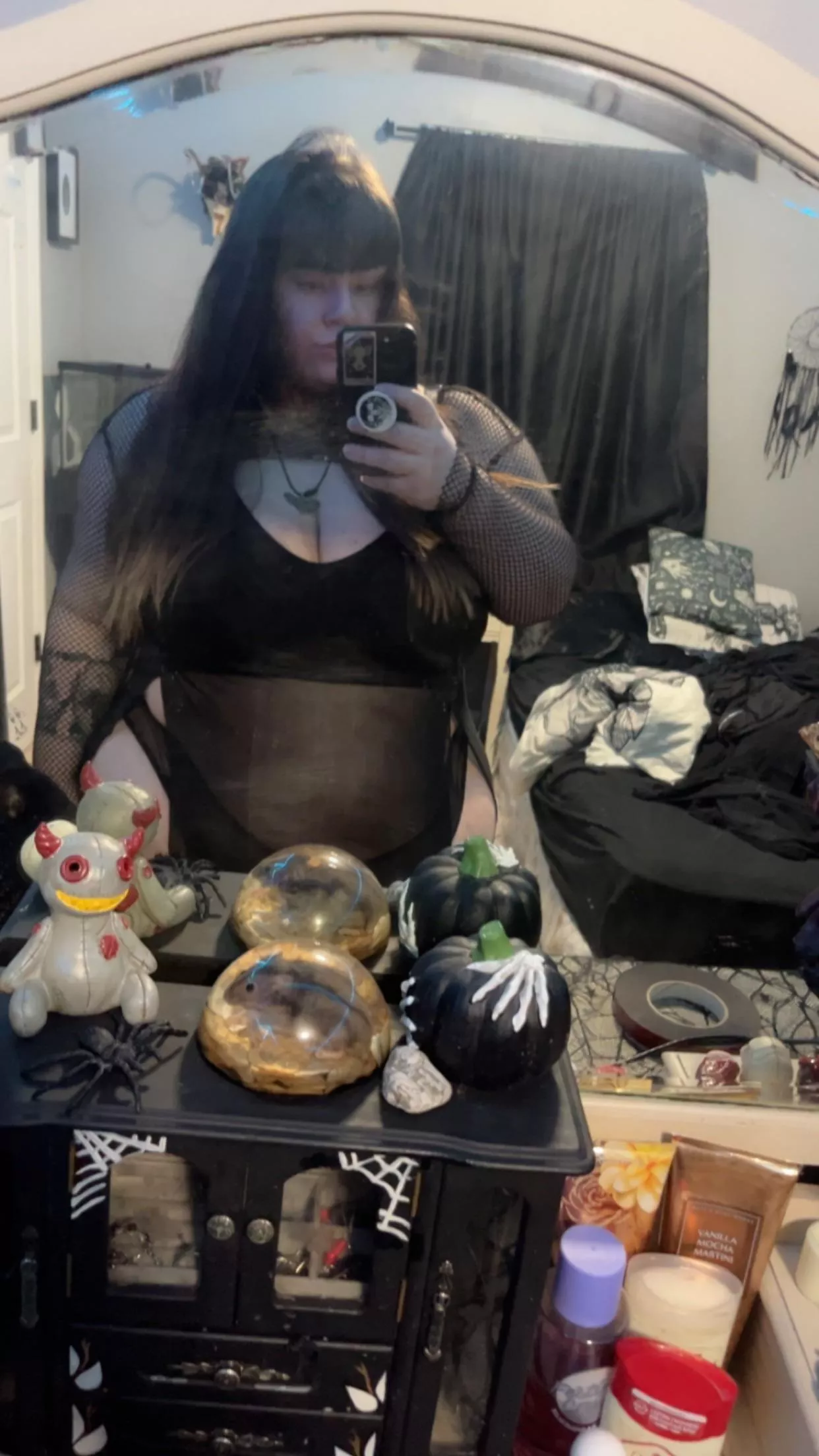 Birthday outfit for the bad: thoughts? 