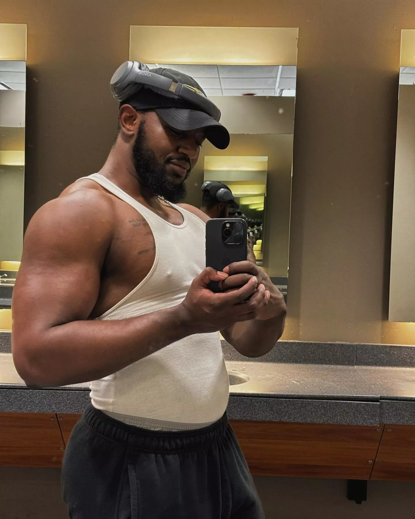 Can I be your gym partner 