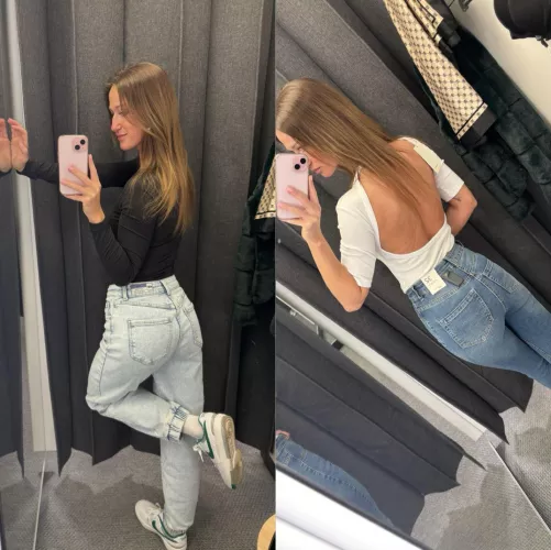 Can’t decide which outfit.. 