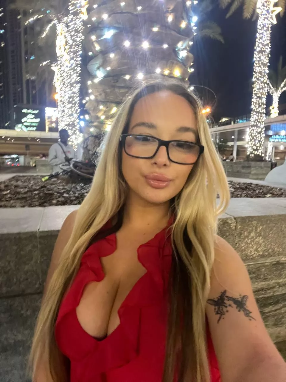 classy in red, what u think