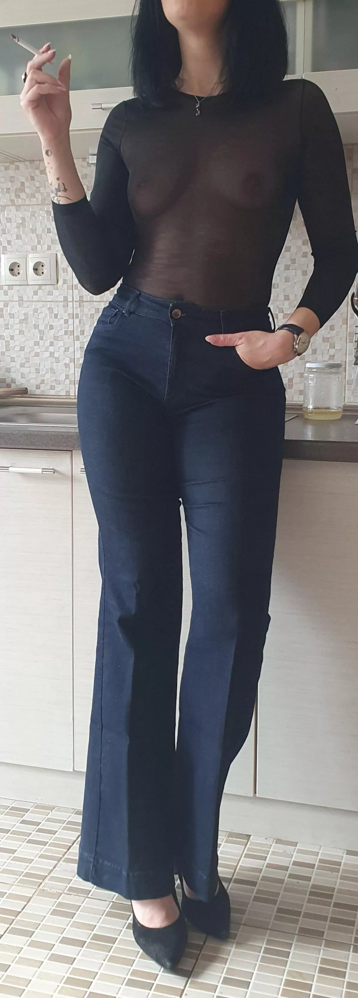 Coffee,tea or me ?))