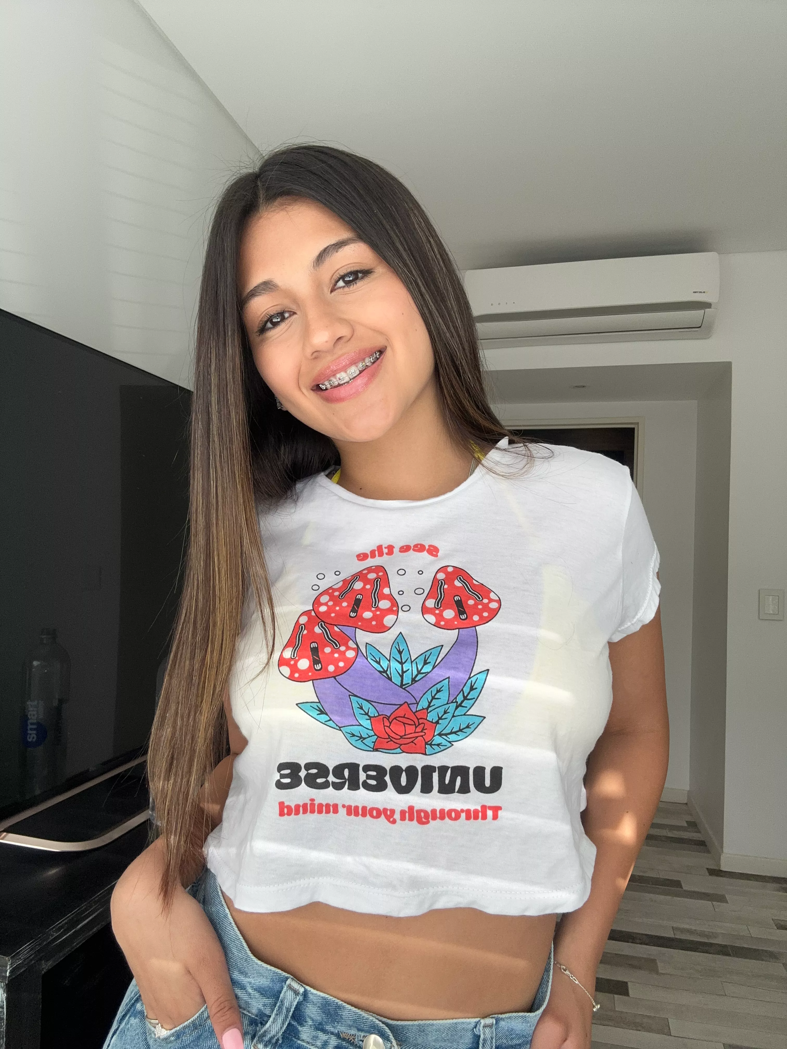 Embracing the braces and crop top combo, what do you think?