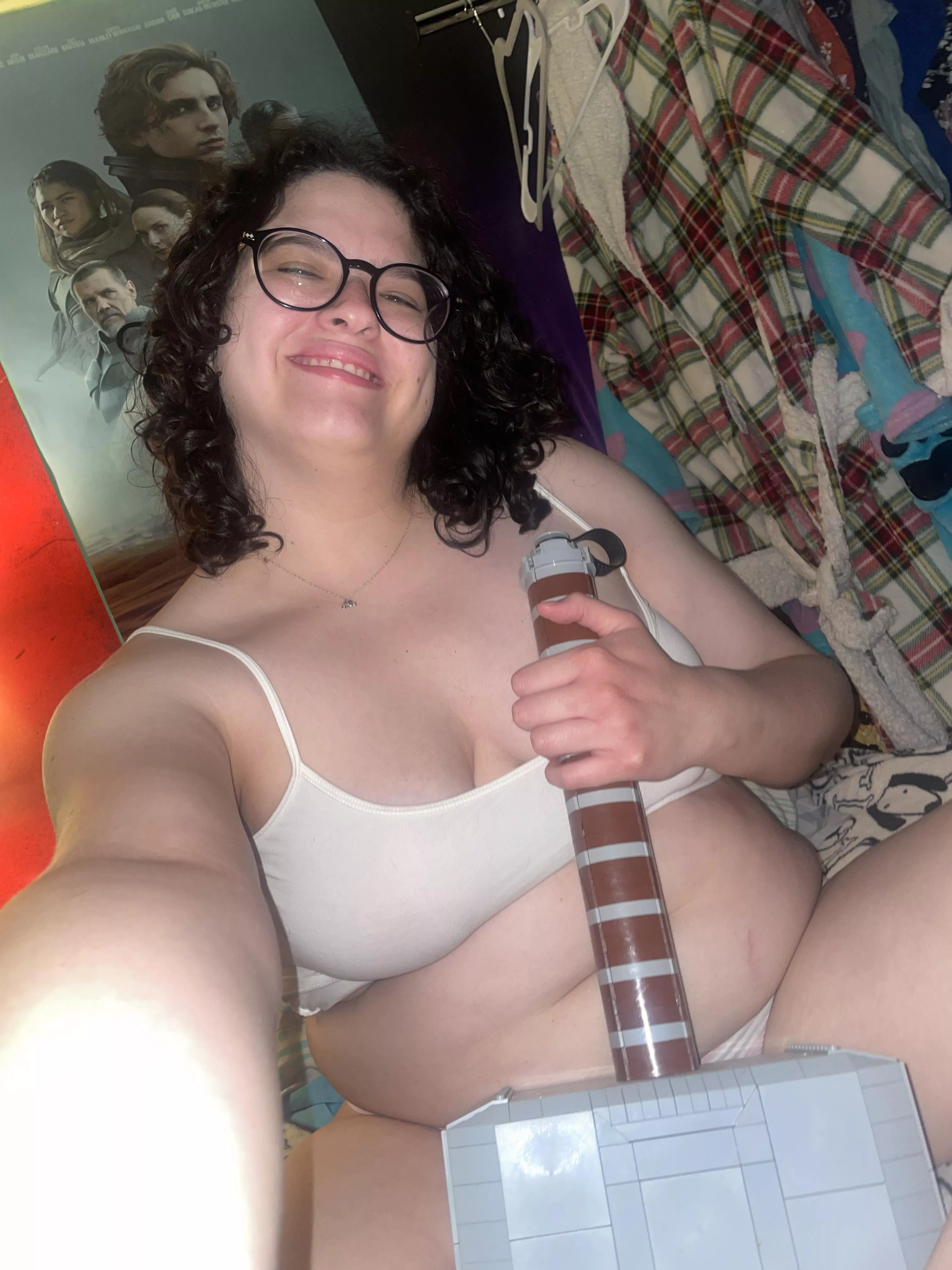 Hello fellow nerds [F]