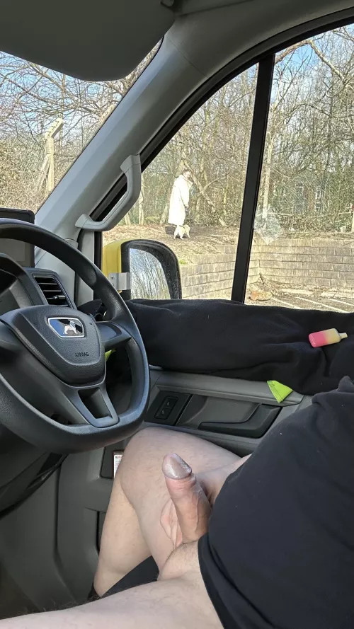 Her dogs nearly got me caught 🤣🤪