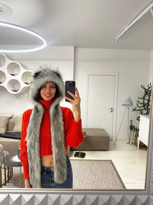 how cute I look in this hat.