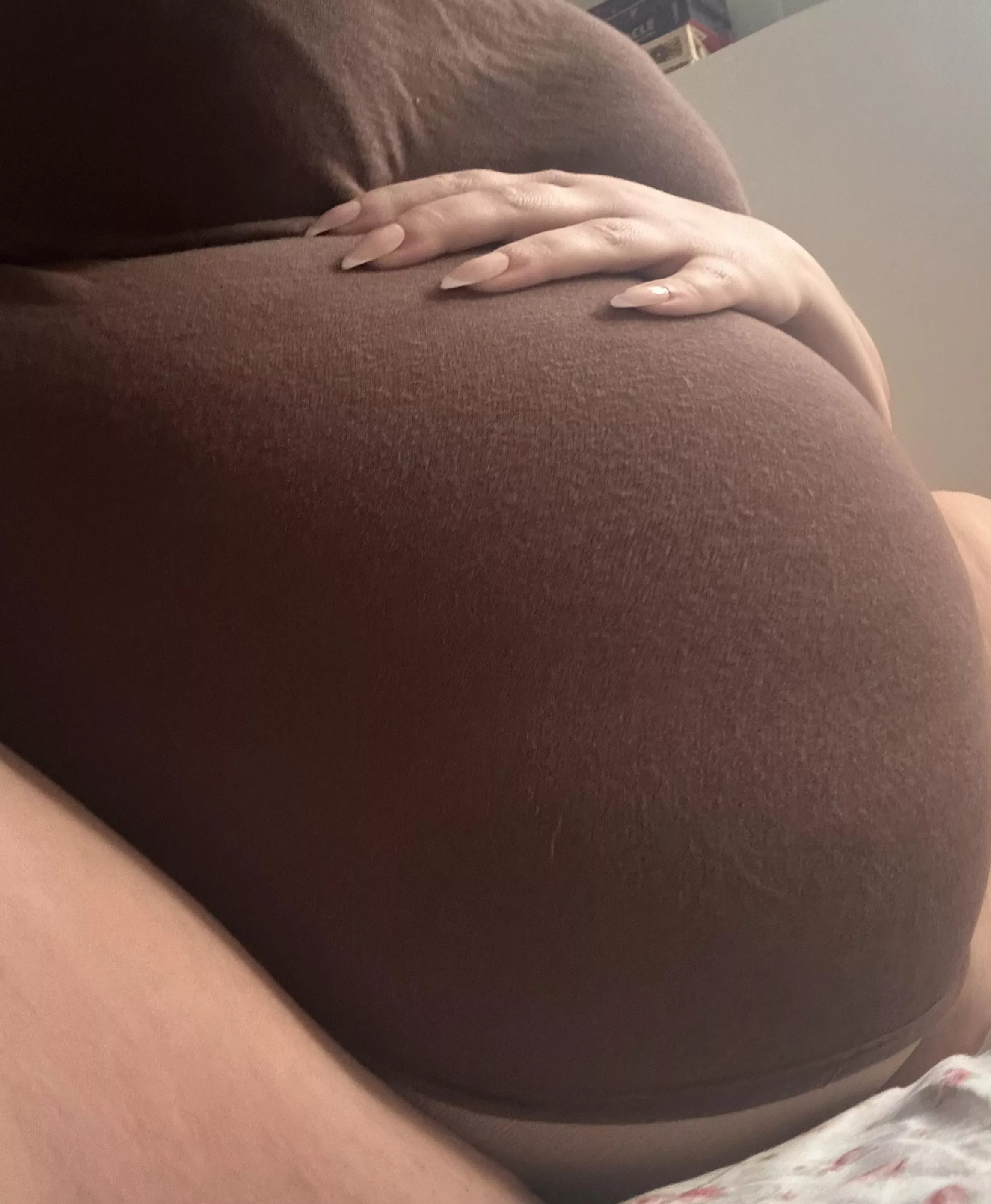 i can’t stop growing my ball belly