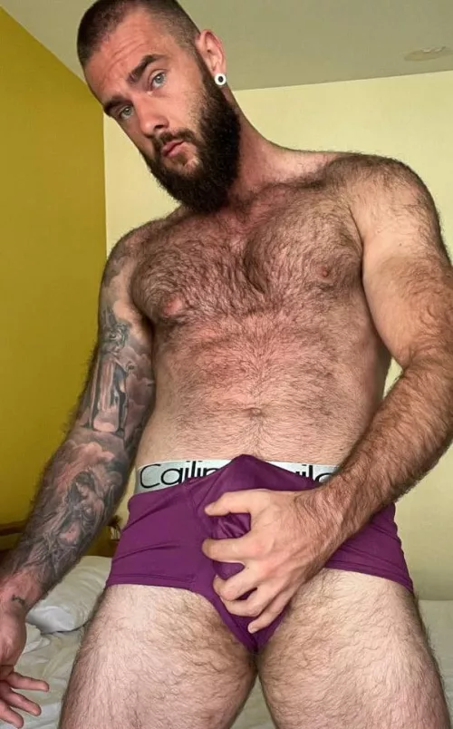 I let it grow over a month and Getting more hairy everyday