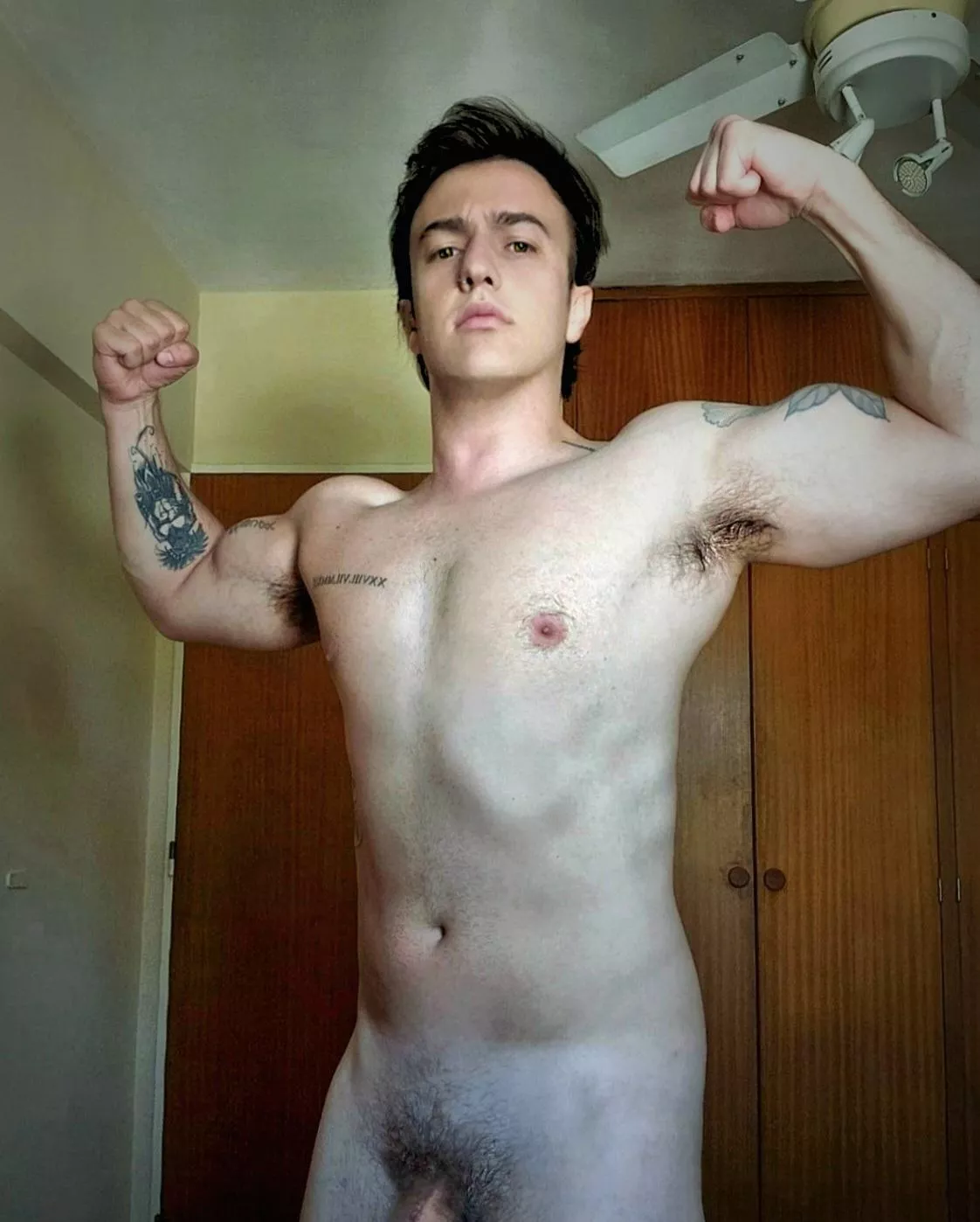 I never wear deodorant I hope u don’t mind bros